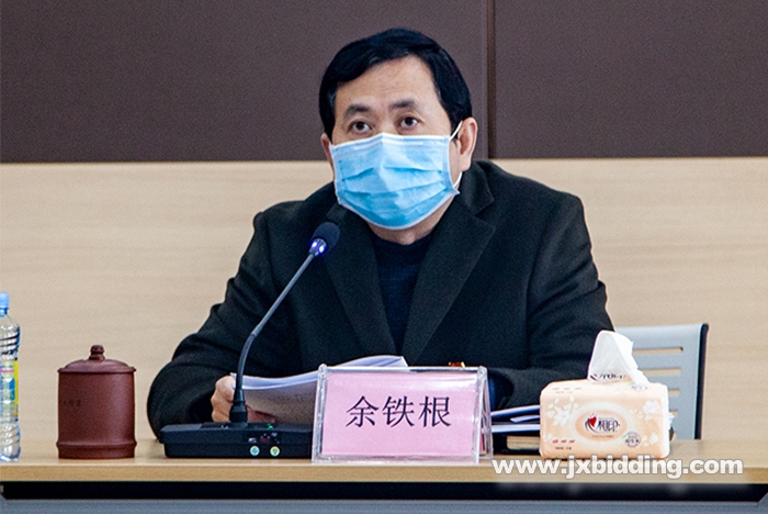 余董事长.jpg